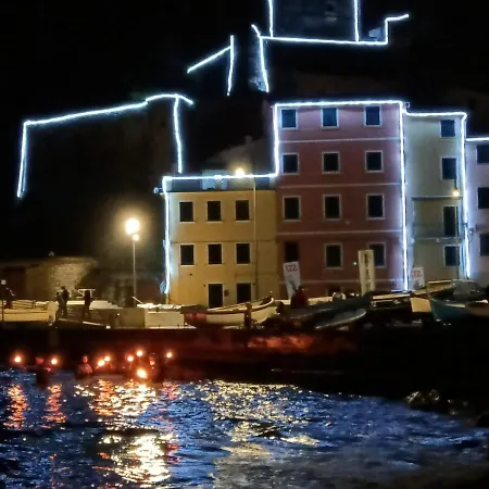 Casa Cargia' Holidays Daire *