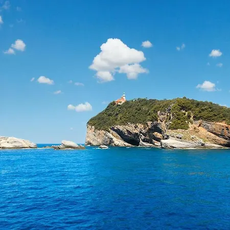Casa Cargia' Holidays Apartment San Terenzo