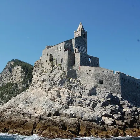 Casa Cargia' Holidays Apartment San Terenzo